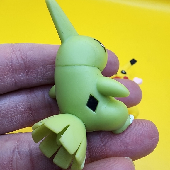 Pokemon Mixed Lot Larvitar Battle Figure & Pikachu - Picture 4 of 8